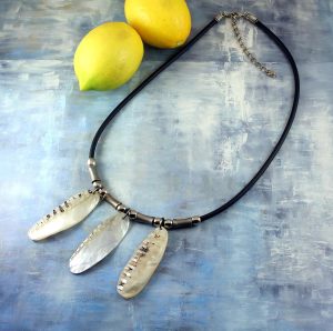 3-Mother-of-Pearl-Pendants