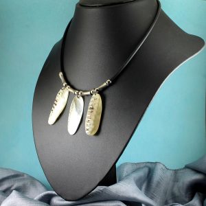 3-Mother-of-Pearl-Pendants