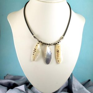 3-Mother-of-Pearl-Pendants