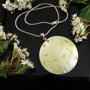 Beige Mother-of-Pearl Circle N-0172-a