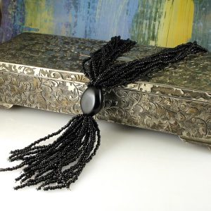 Black-Seed-Bead-Tassal-N-0143