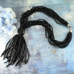 Black-Seed-Bead-Tassal-N-0143