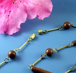 Brown-Bead-Vintage-Necklace