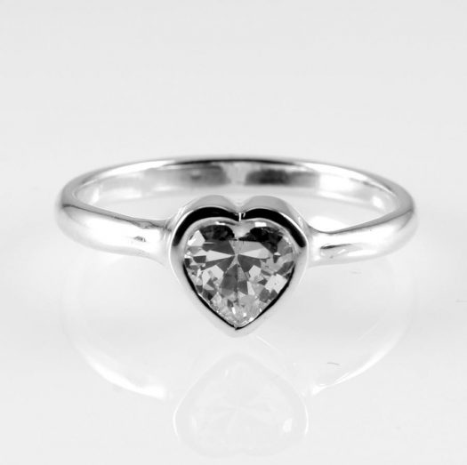 Clear Quartz Heart Ring R-0173-a