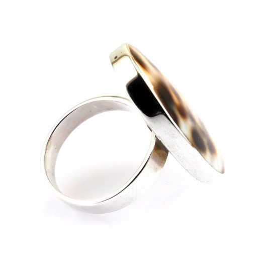 Cowrie Shell Ring R-0113-c