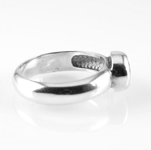 Garnet Round Ring R-0163-g