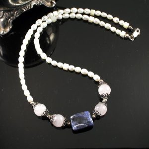 Lapis-Lazuli-and-Moonstone