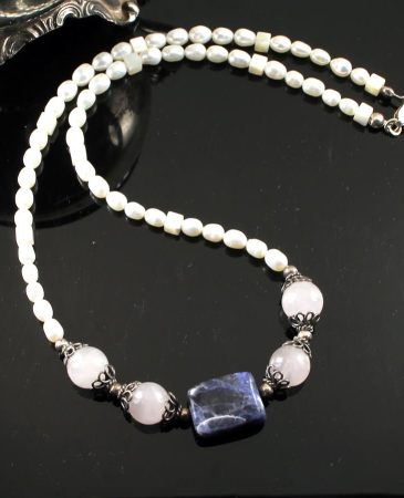 Lapis-Lazuli-and-Moonstone