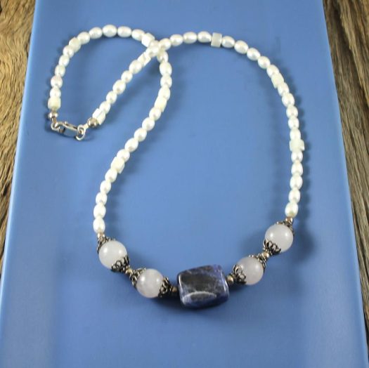 Lapis-Lazuli-and-Moonstone