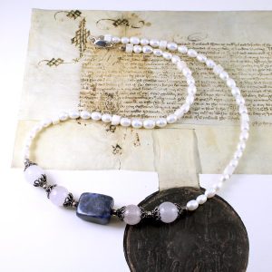 Lapis-Lazuli-and-Moonstone