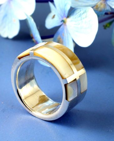 Mother of Pearl Barrel Ring R-0135-e