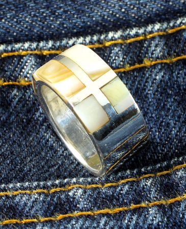 Mother of Pearl Barrel Ring R-0135-g
