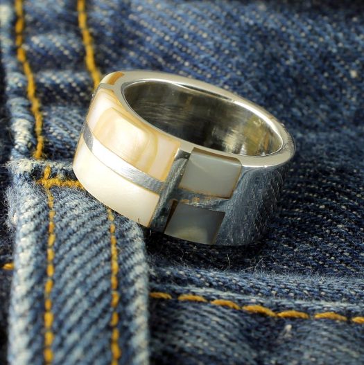 Mother of Pearl Barrel Ring R-0135-h