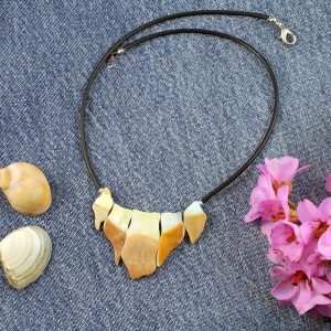 Mother-of-Pearl Chips Necklace N-0149-f