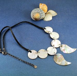 Mother-of-Pearl-Circles-N-0144