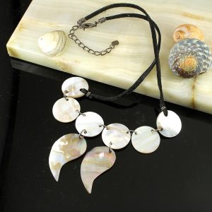 Mother-of-Pearl-Circles-N-0144