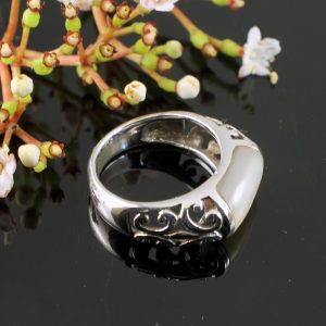 Mother-of-Pearl Filigree Ring R-0201-a