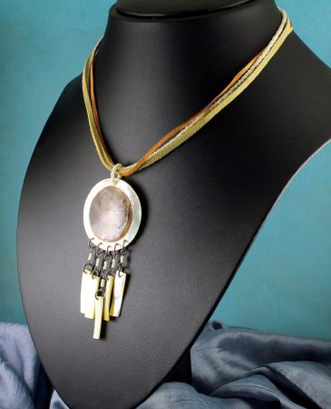 Mother-of-Pearl-Shell-N-0146