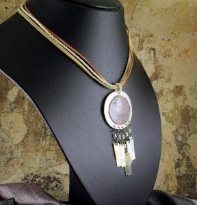 Mother-of-Pearl-Shell-N-0146