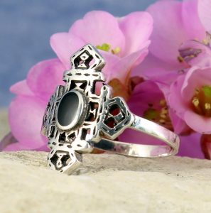 Onyx & Silver Aztec Ring R-0197-g