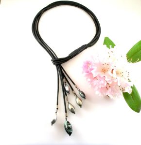 Teal-Handpainted-Pearl-Lariat