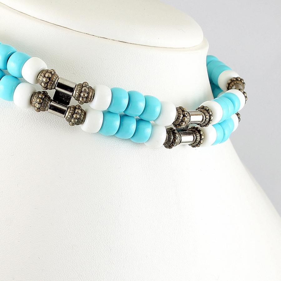 Turquoise-and-White-Bead-Collar-N-0110