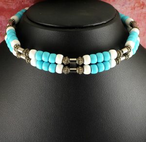 Turquoise-and-White-Bead-Collar-N-0110