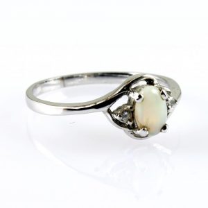 White Opal Ring R-0208-a