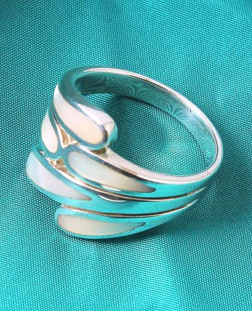 Mother-of-Pearl-Ring-R-0217
