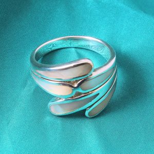 Mother-of-Pearl-Ring-R-0217