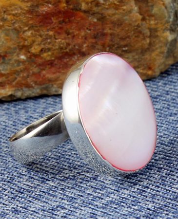 Pink Mother-of-Pearl Ring R-0214-a
