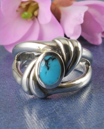 Turquoise Oval Flowing Silver Applique Ring