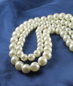 Vintage White Double Strand Pearl Necklace
