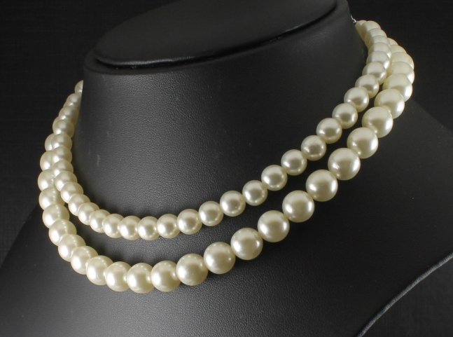 White Pearl Collar