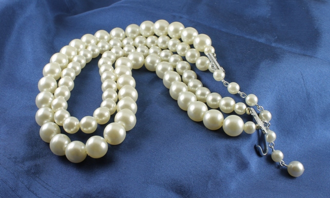 White Pearl Necklace