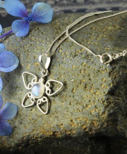 Moonstone wirework daisy pendant chain