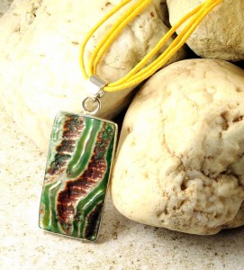 Green Shell Rectangle Pendant