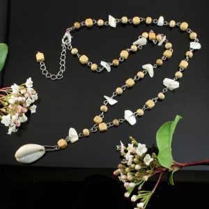 Cowrie Shell Bead Necklace N-0115-d