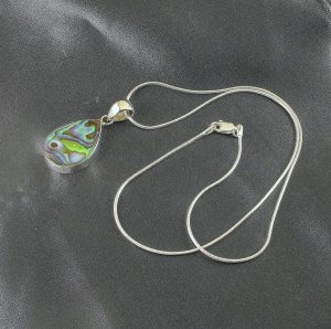 Paua-Shell-Teardrop-N-0168