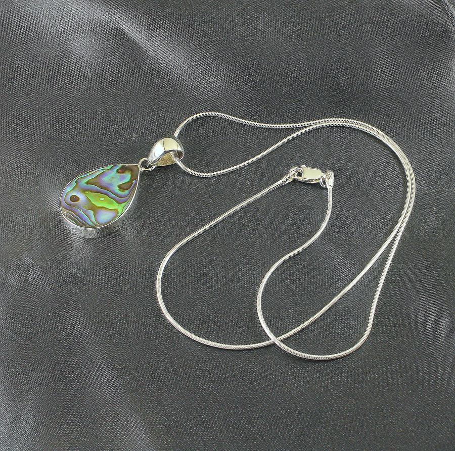 Paua-Shell-Teardrop-N-0168